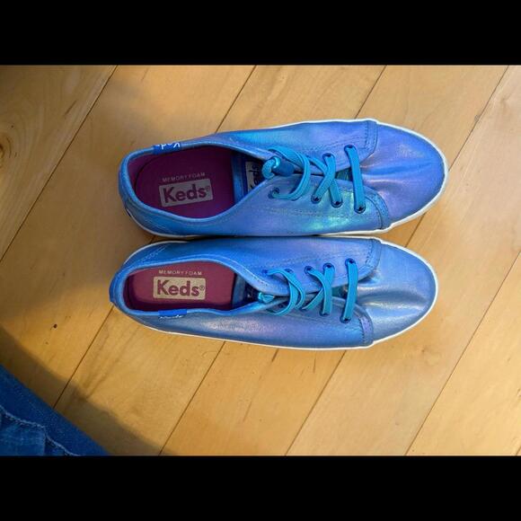 Keds - Picture 1 of 4
